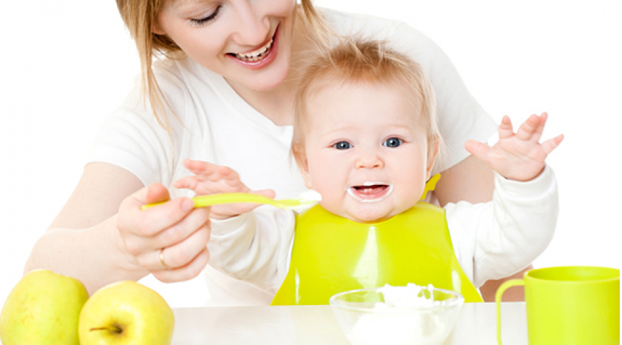 Uvajanje goste hrane pri dojenčku